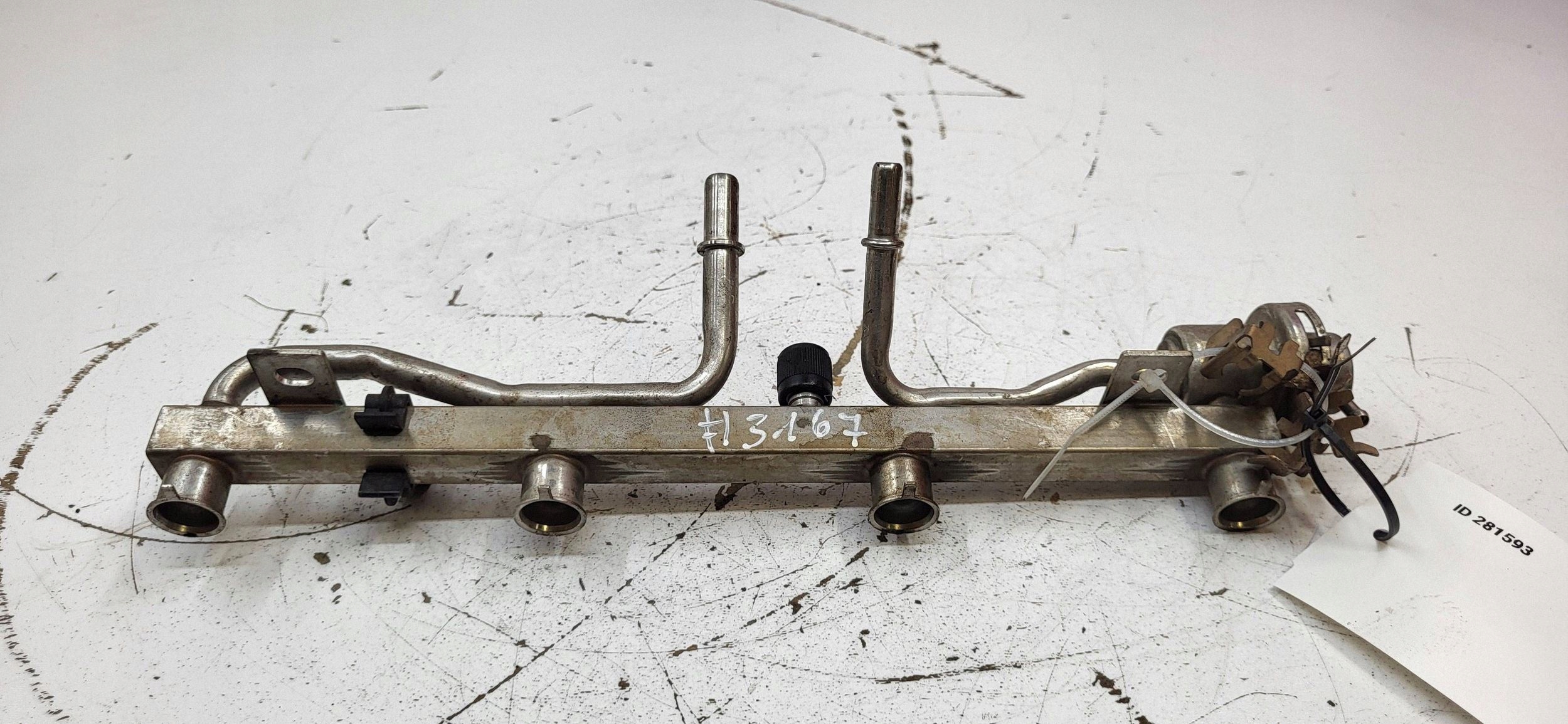 Opel 1.6 16V A16LET Injector Rail image 2