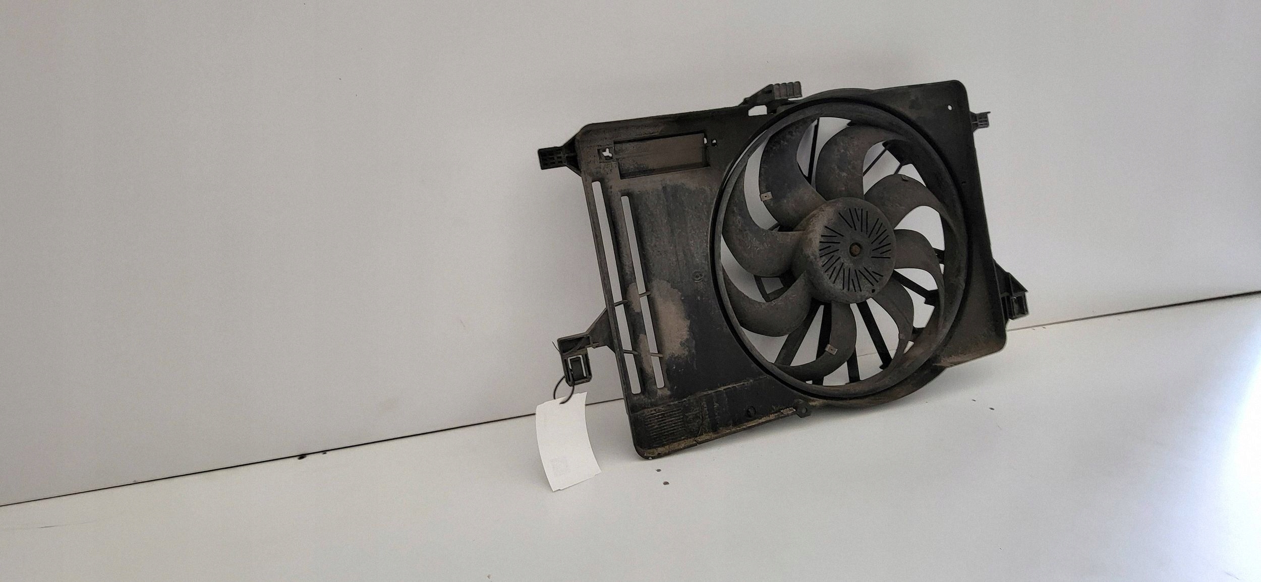 Ventilador Ford C-MAX II 2012 JUT281767 image 3