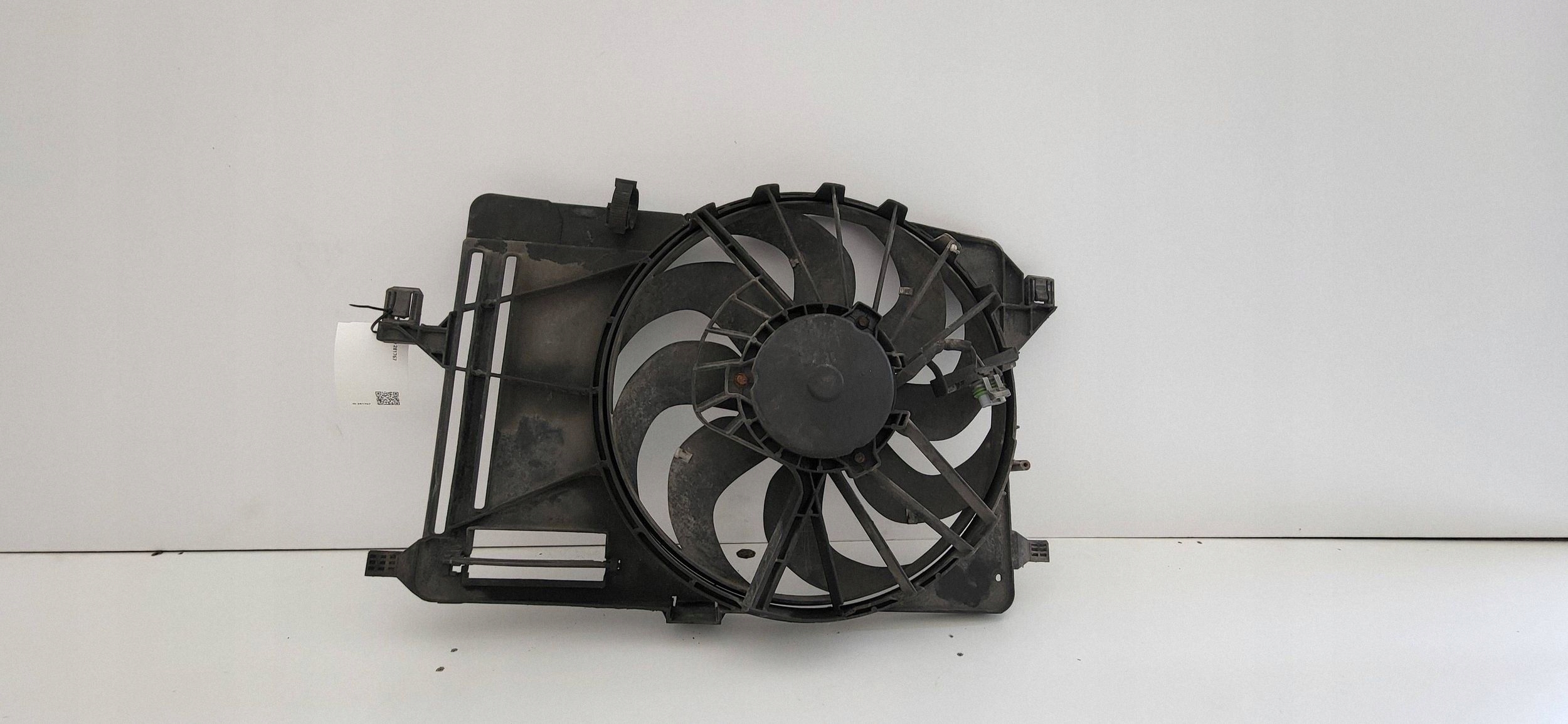 Ventilador Ford C-MAX II 2012 JUT281767 image 4