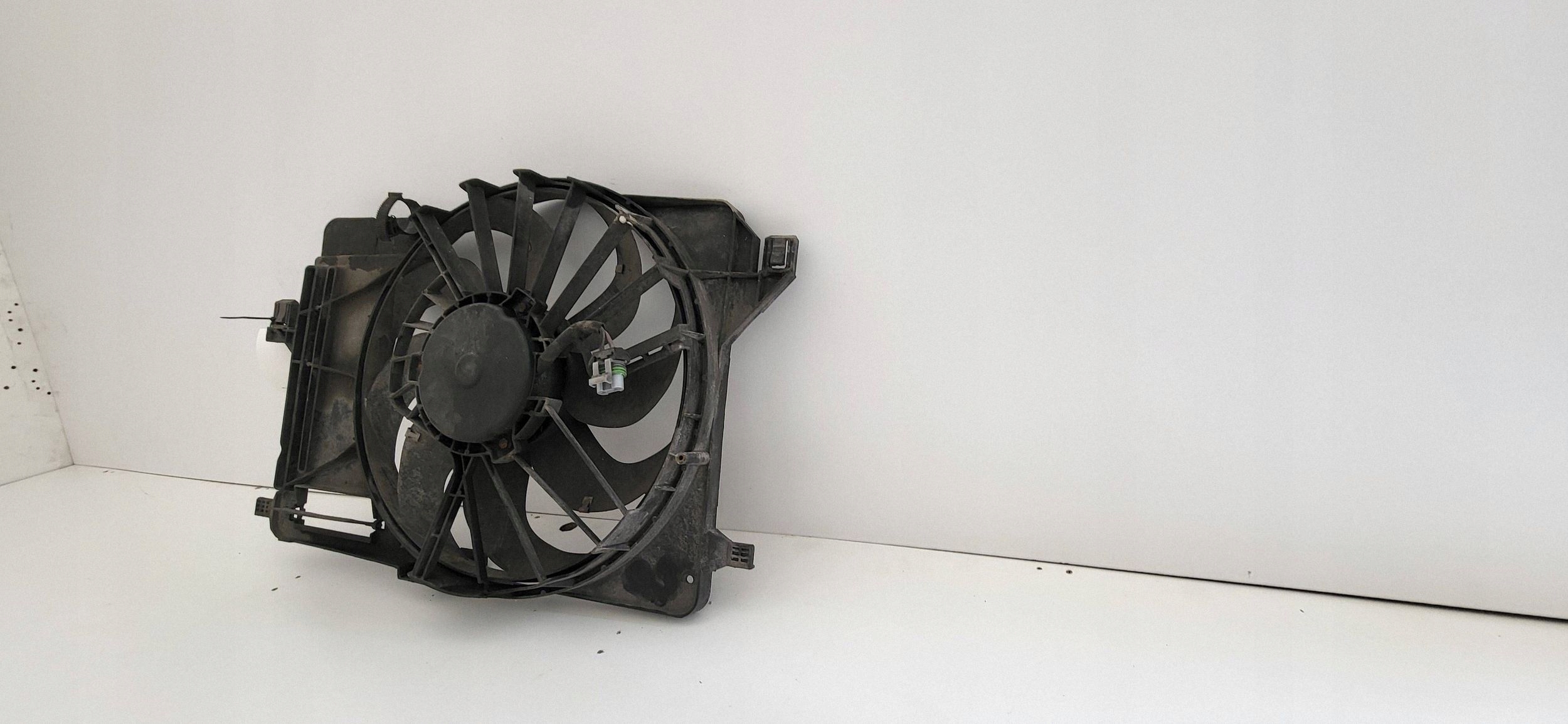 Ventilador Ford C-MAX II 2012 JUT281767 image 5