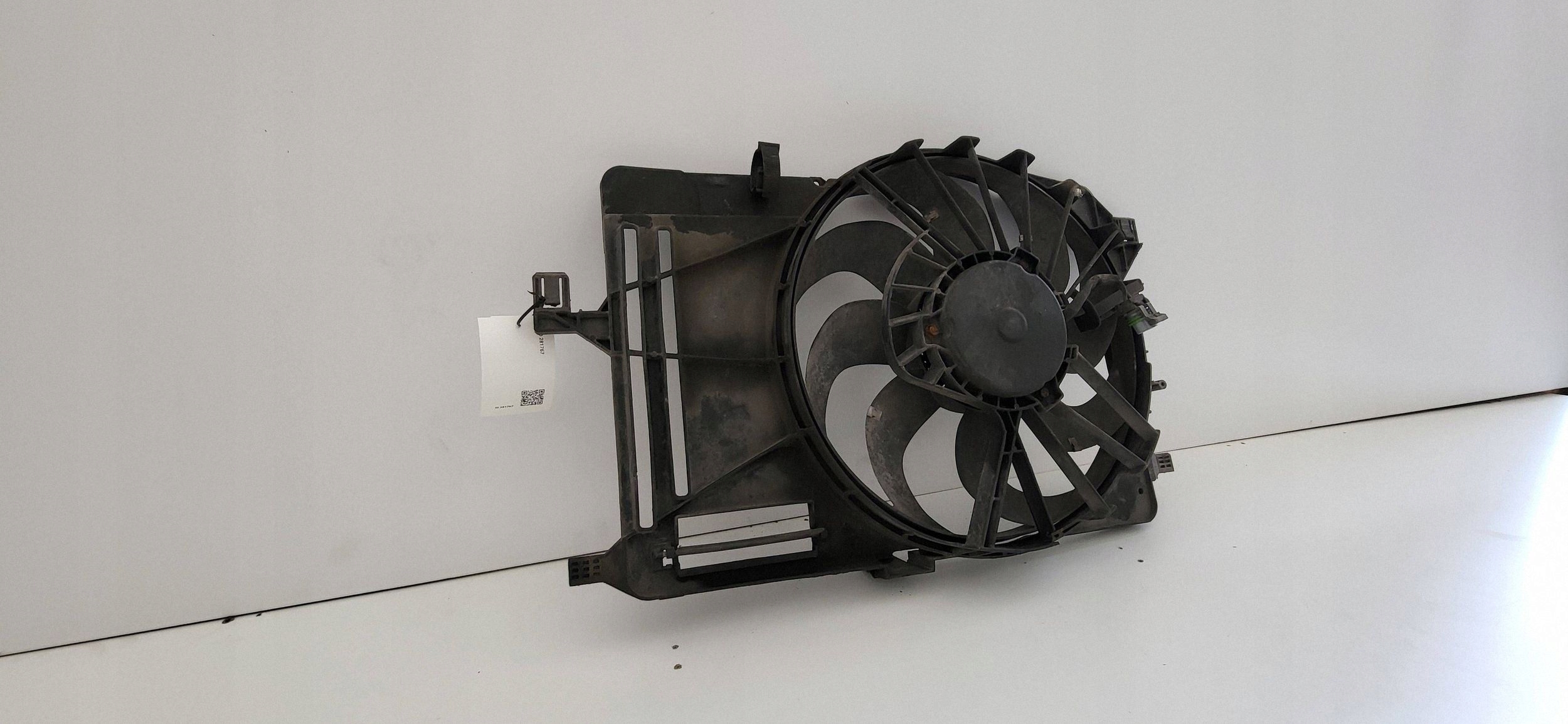 Ventilador Ford C-MAX II 2012 JUT281767 image 6