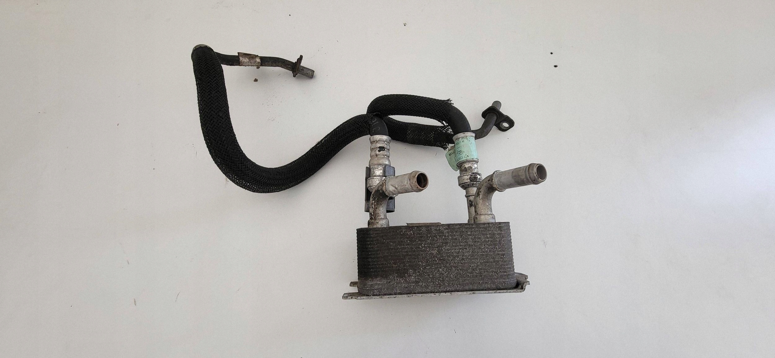2016 Ford Galaxy Engine Oil Cooler JUT281762 image 2