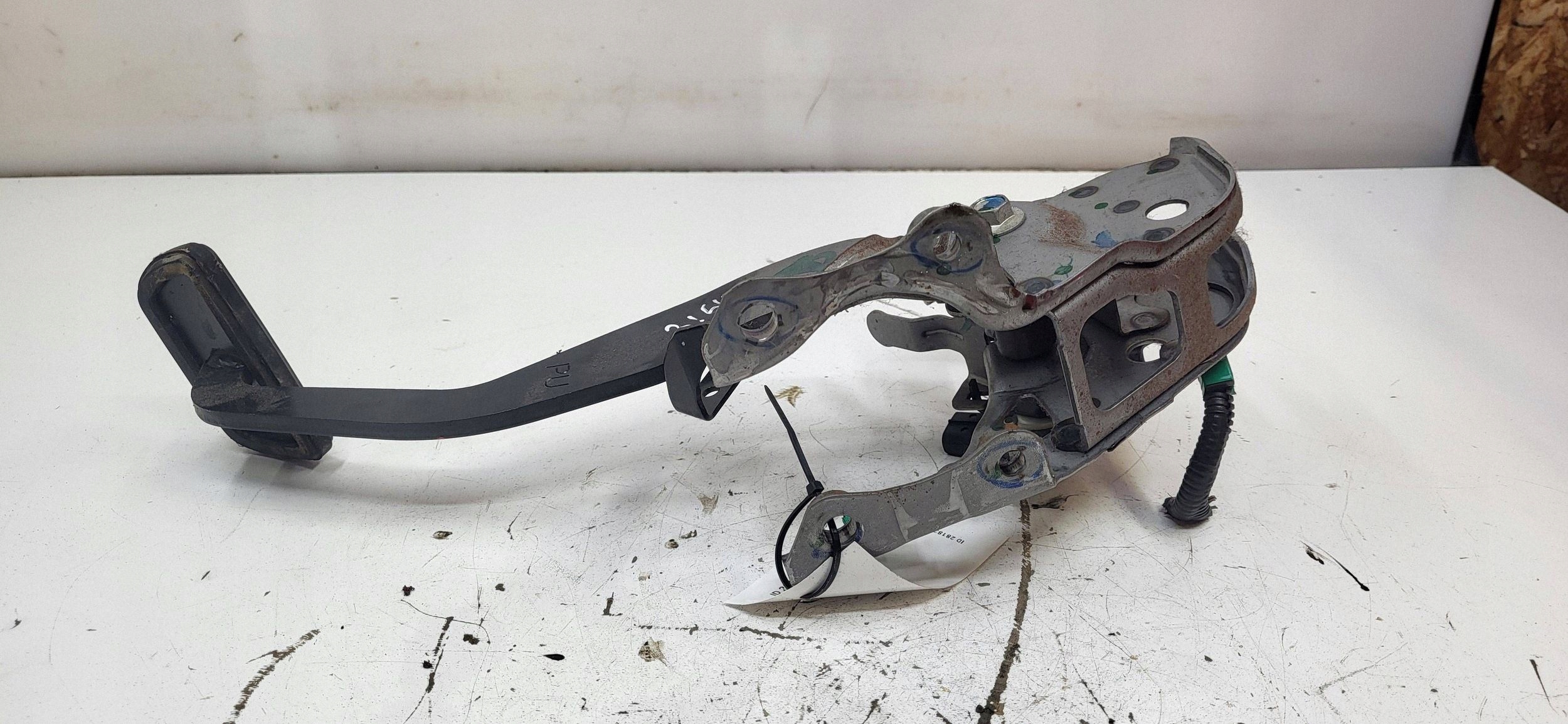 Sensor Pedal Freno Rav4 IV 89510-33030 image 6
