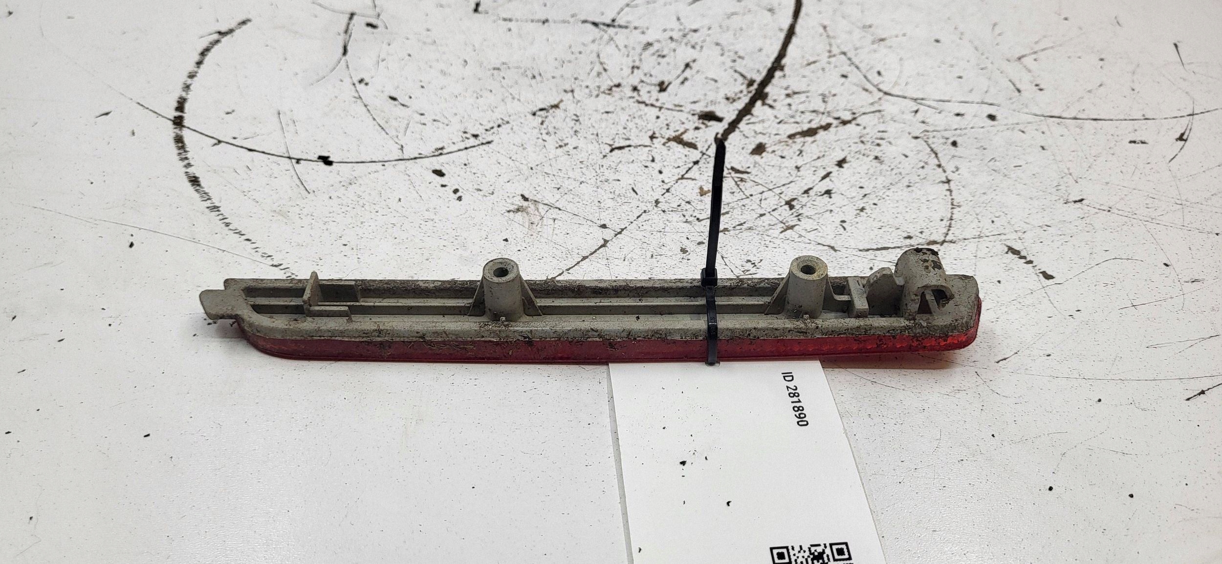 Refletor Mazda OE P3756B Usado image 4