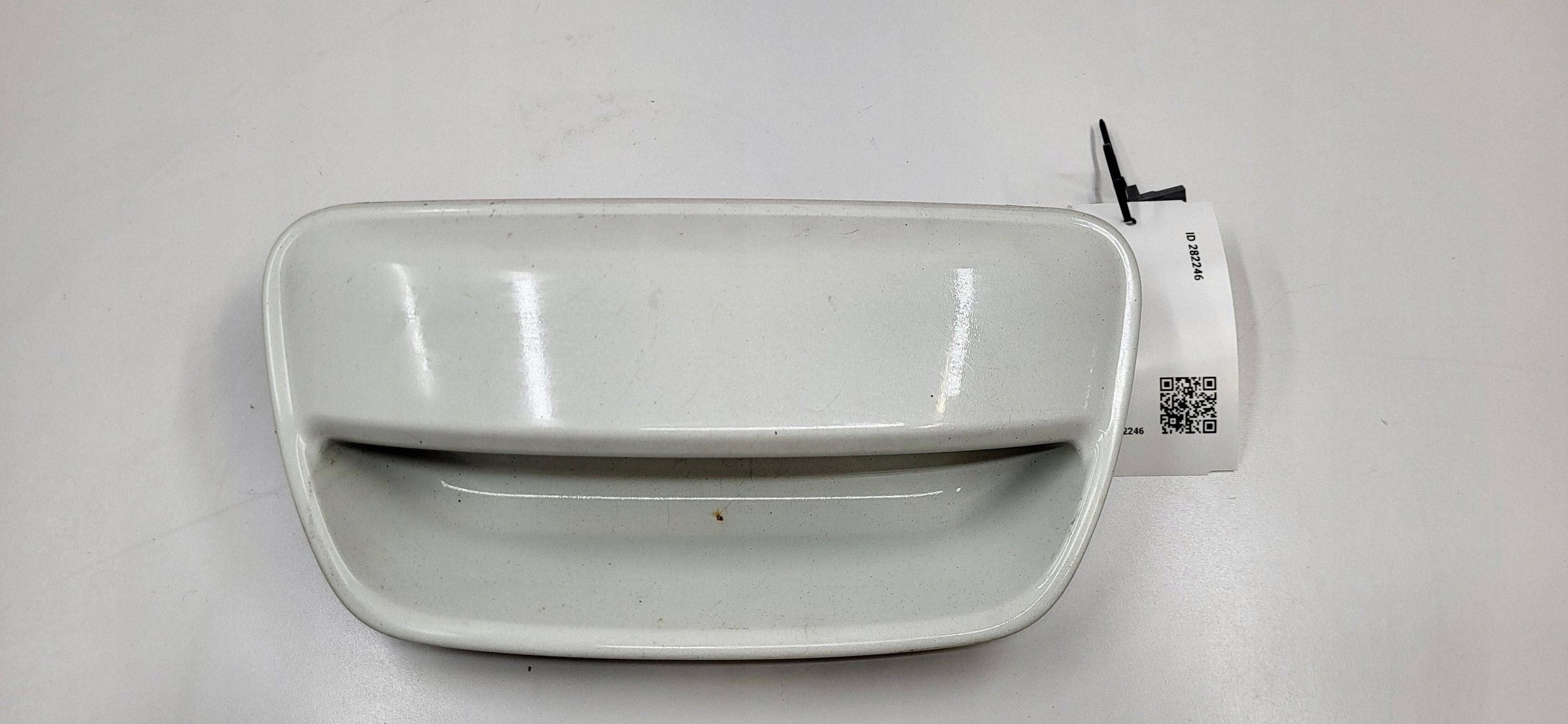 2013 Nissan Leaf Tailgate Handle 906063nf1a image 2