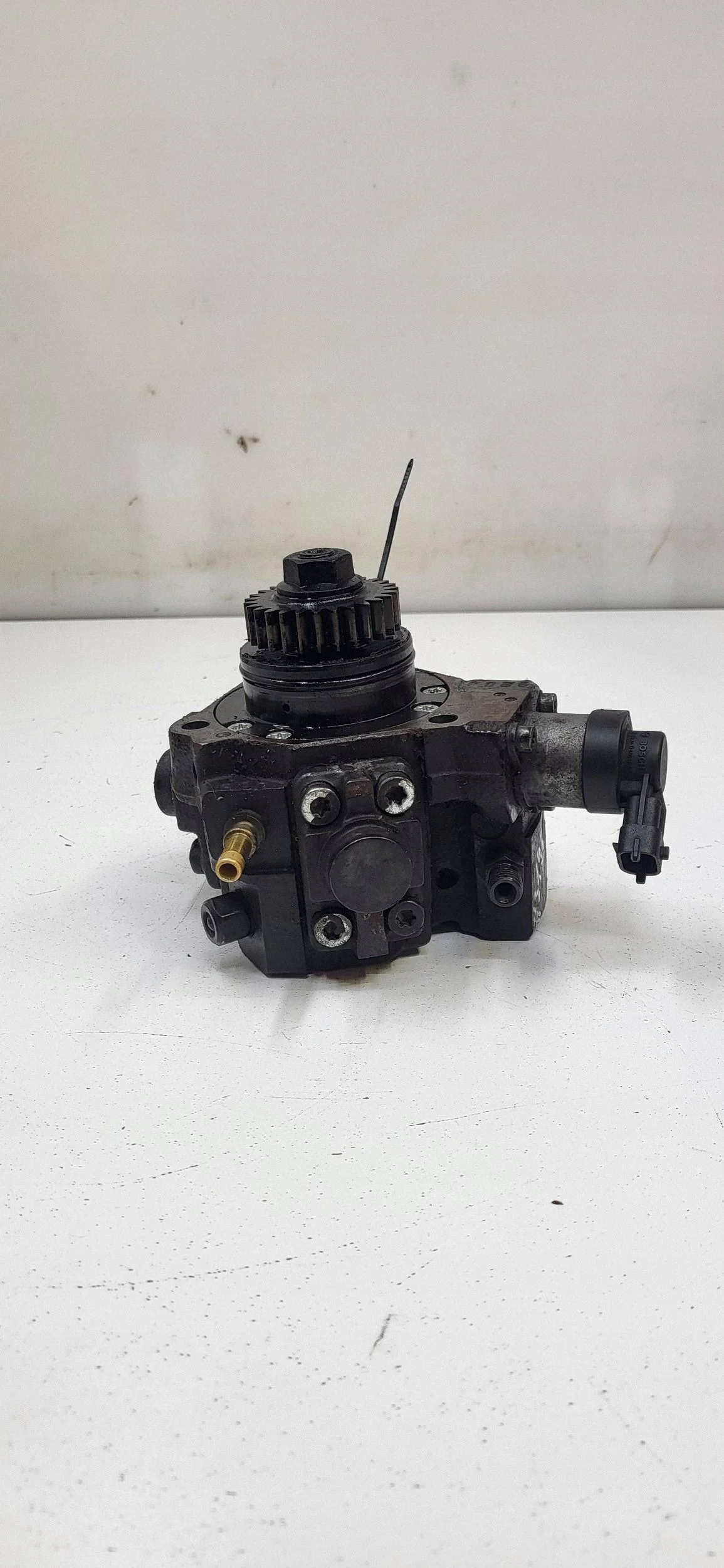 Bränslepump Nissan Qashqai 1.6 dCi 167002972R image 3