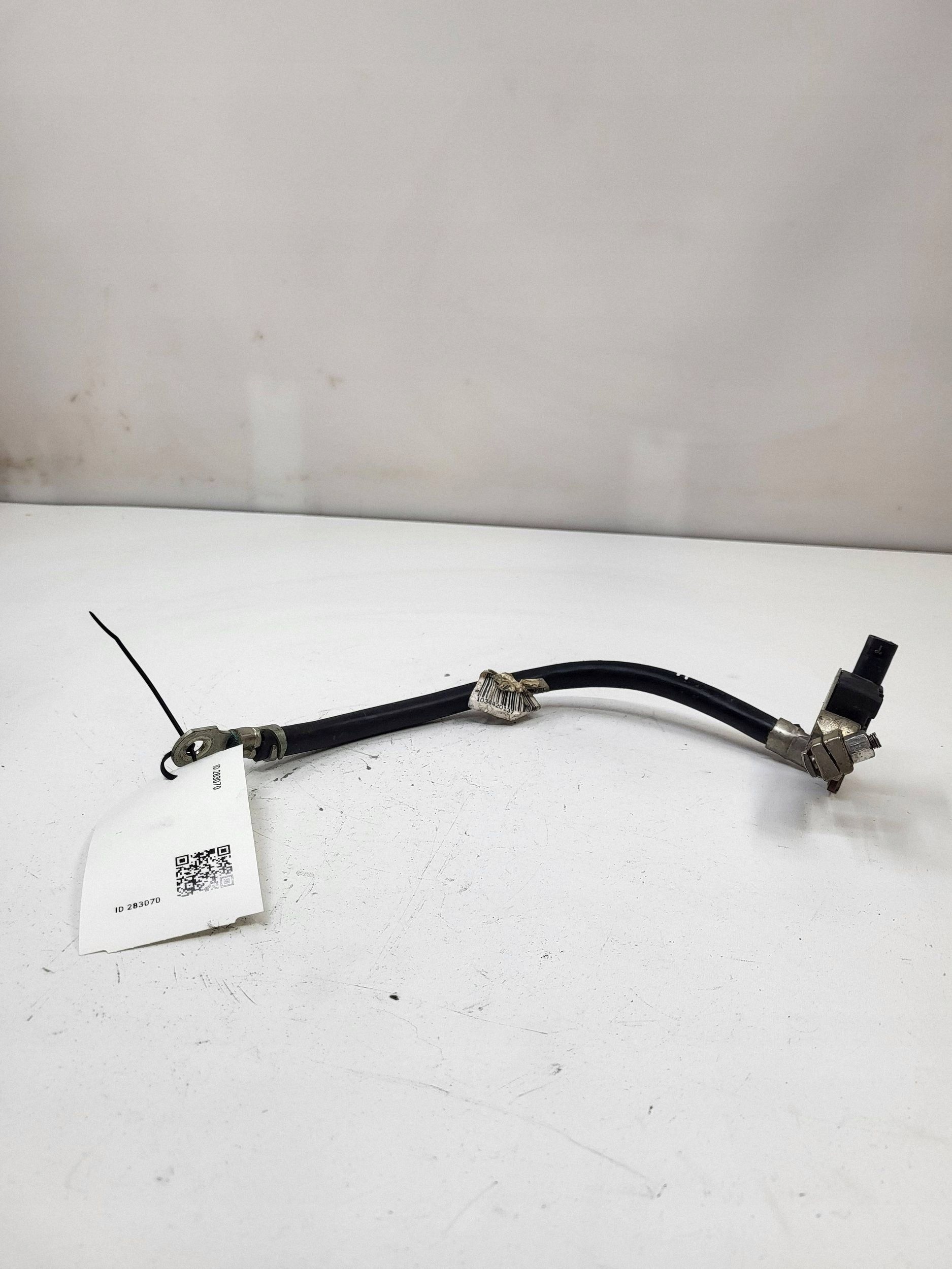 Borne négative Audi A4 B8 A5 8K0915181B image 3
