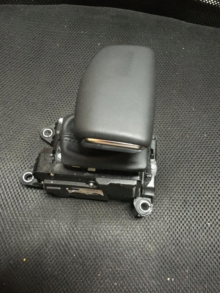 Vaihdekepin nuppi Audi A4 A5 Q5 Q7 B9