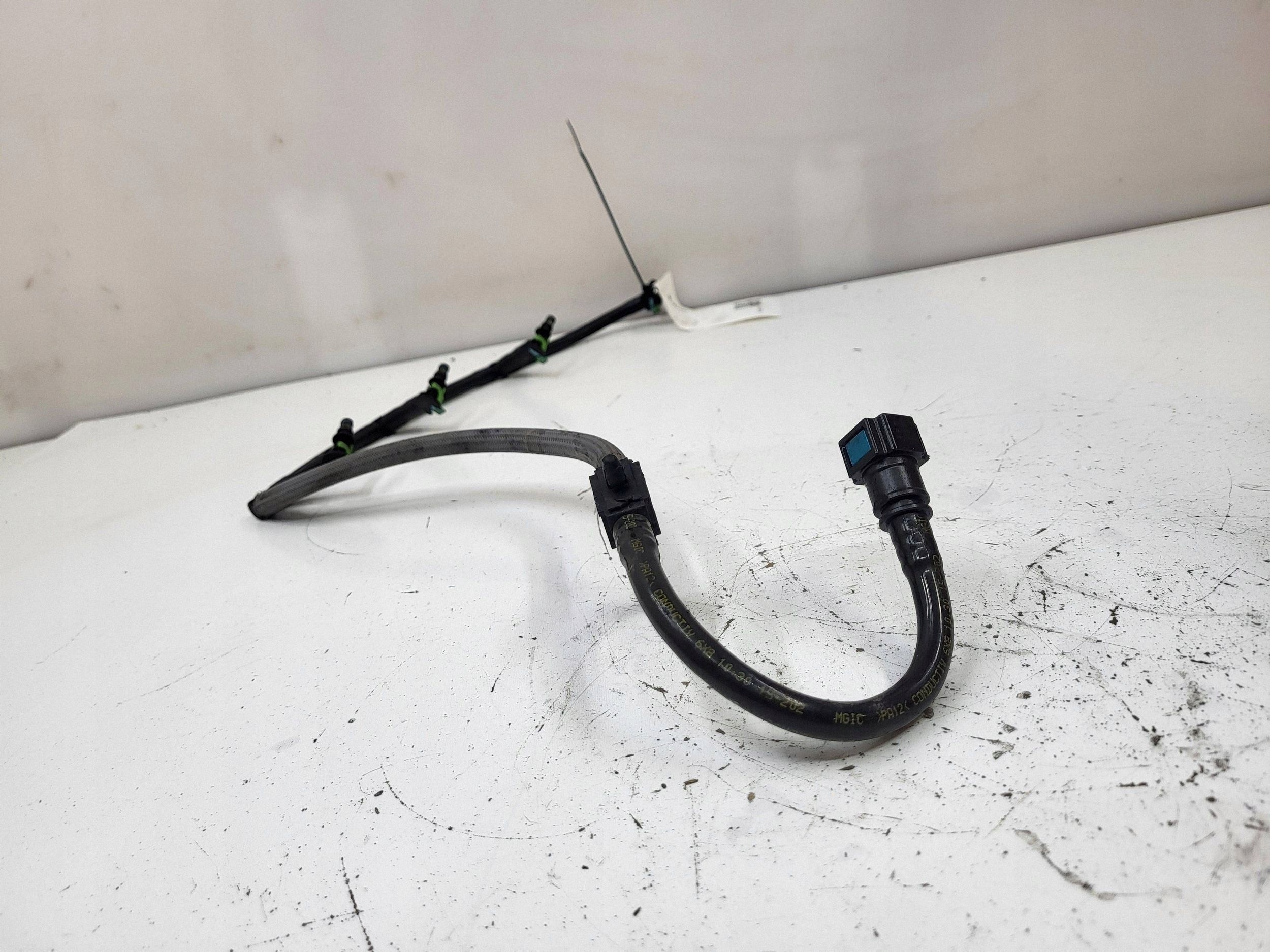 Ford Transit 2015 Durite retour carburant S21425A image 3
