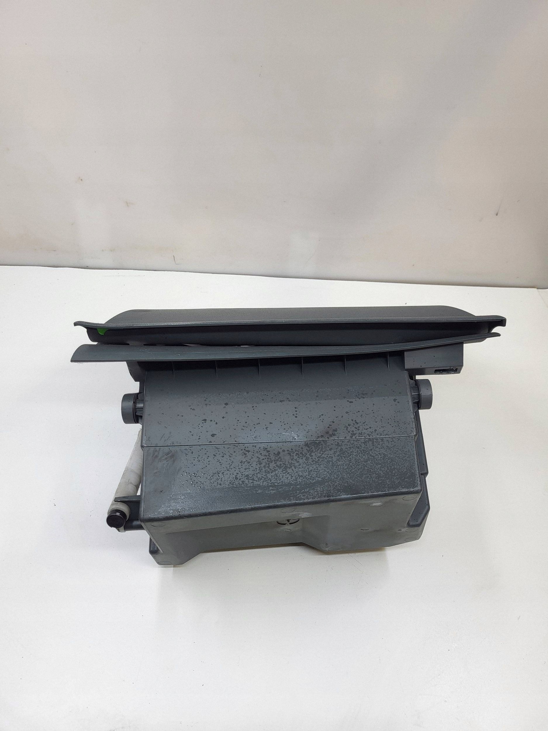 2012 Ford C-MAX II Guantera AM51R06044G image 8