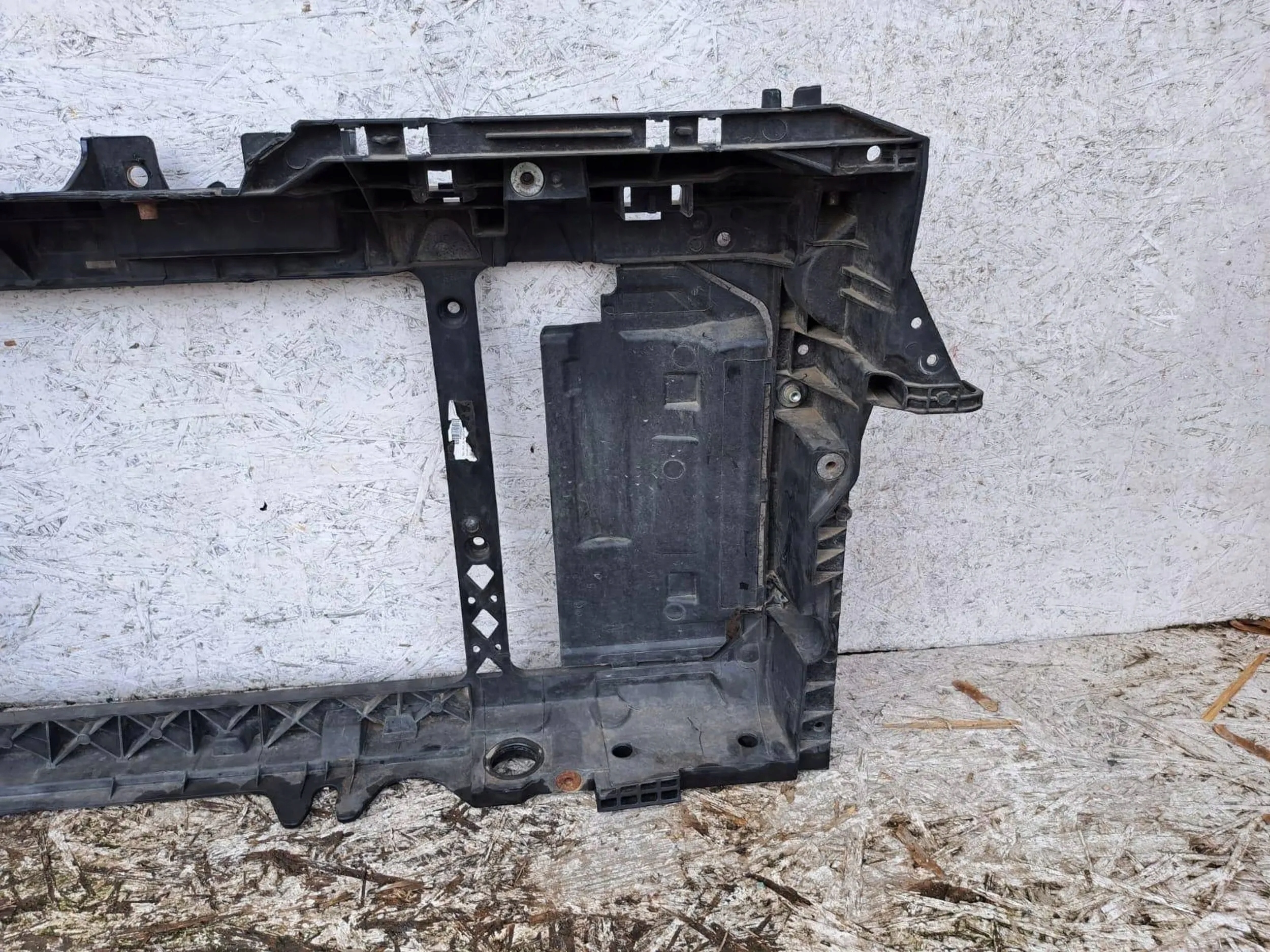 Ford Fiesta 2017 Ventilatorbehuizing G1BBA16E146AC image 3