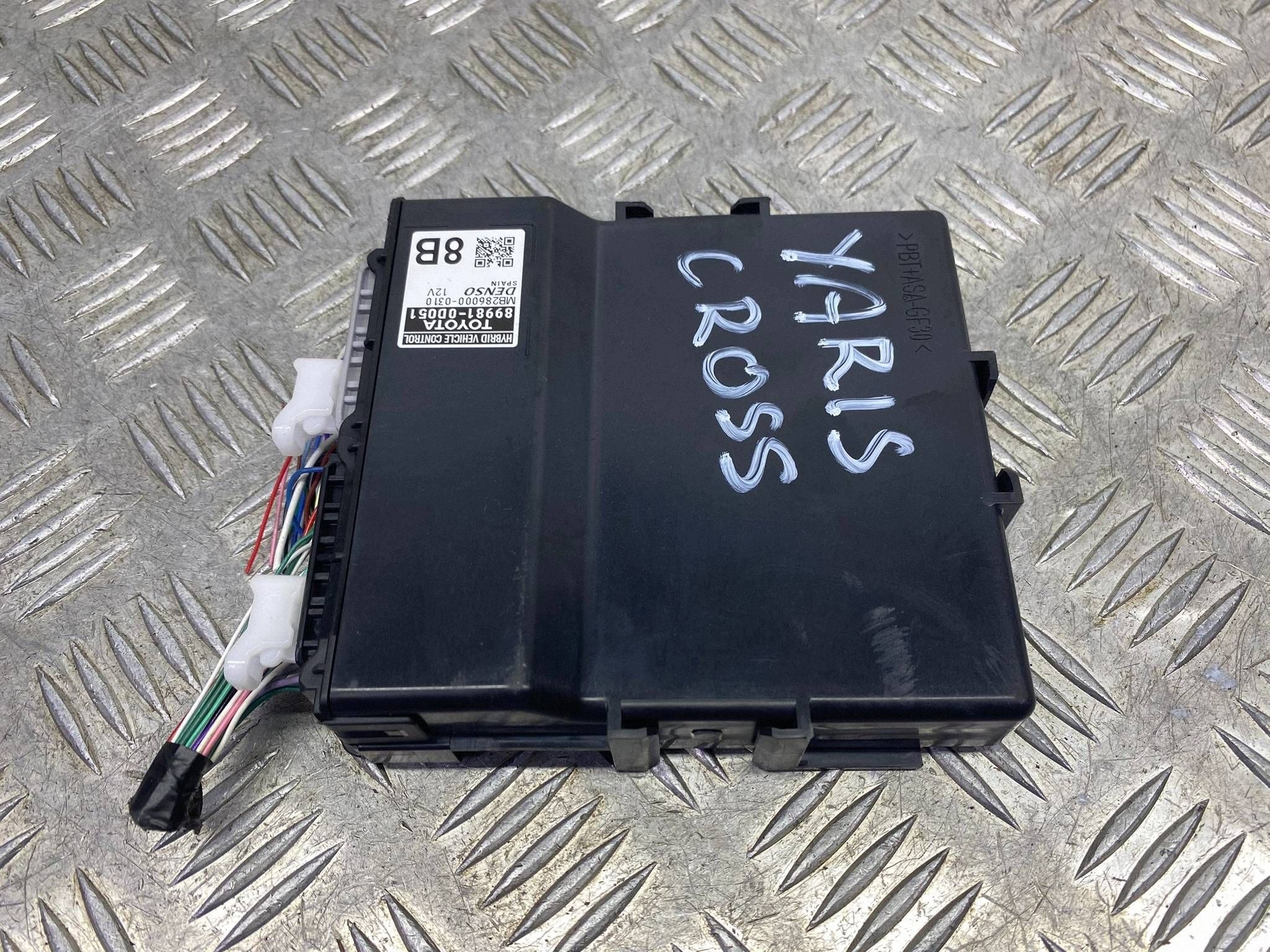 Module de commande Toyota Yaris IV Cross 89981-0D051 image 9