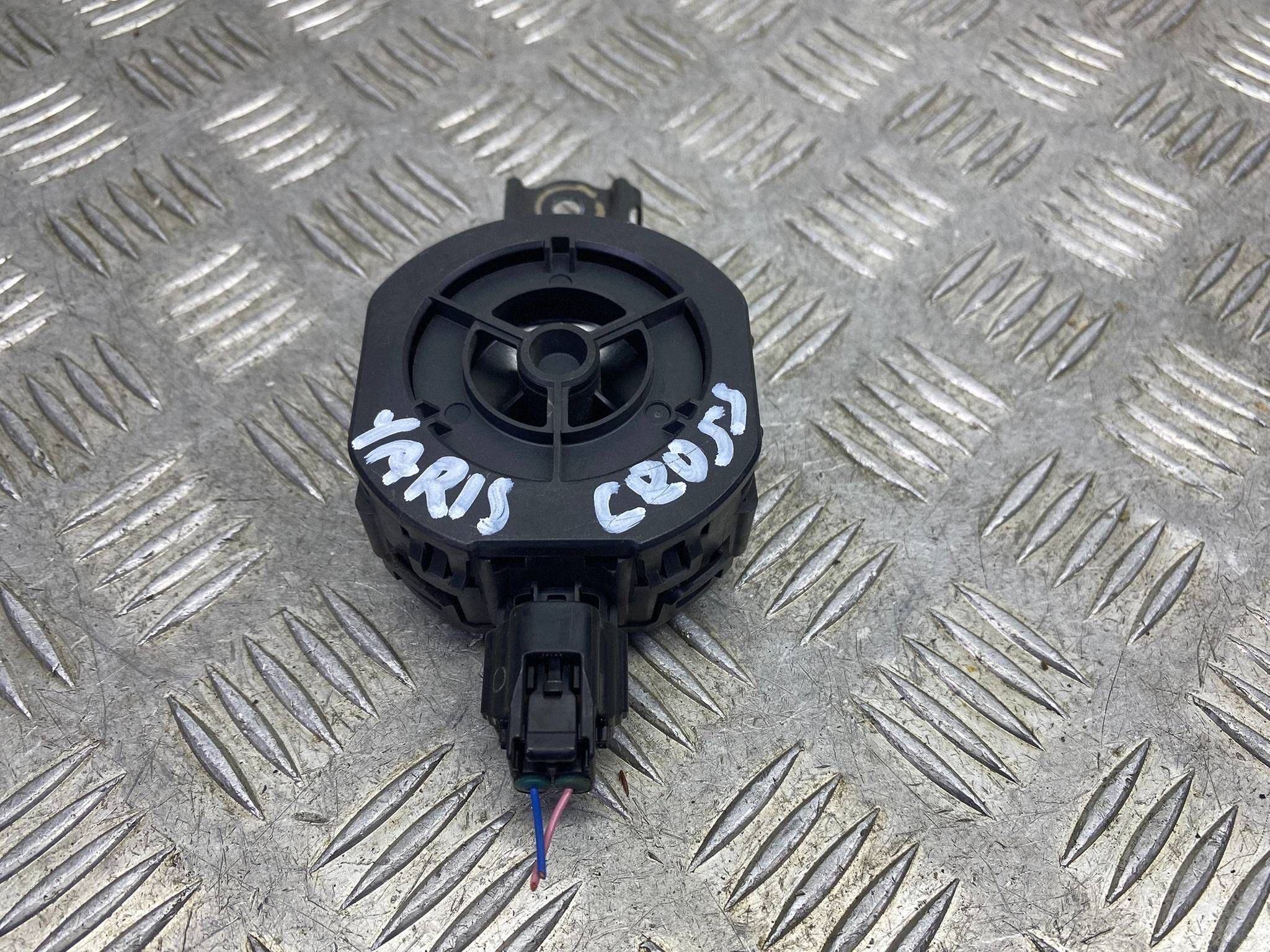 Sirene Alarme Toyota Yaris IV Cross EU 86570-K0010 image 9