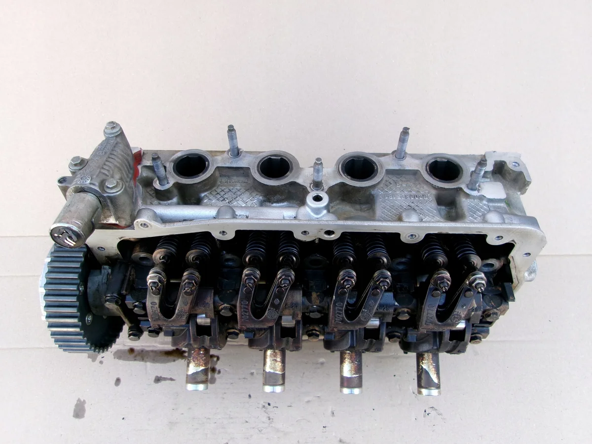 Culasse complète Renault Twingo II 1.2 12V 8200325181 image 3