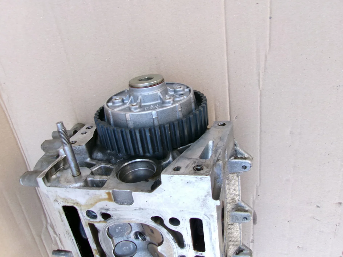 Culasse complète Renault Twingo II 1.2 12V 8200325181 image 9