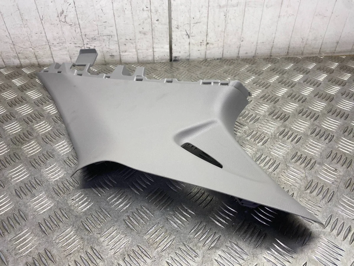 Abdeckung Säule Rechts Toyota Yaris IV Cross image 5