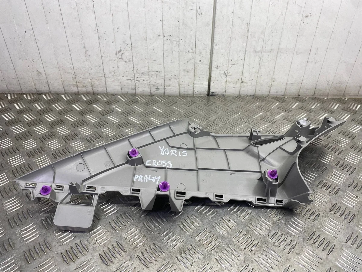 Abdeckung Säule Rechts Toyota Yaris IV Cross image 8