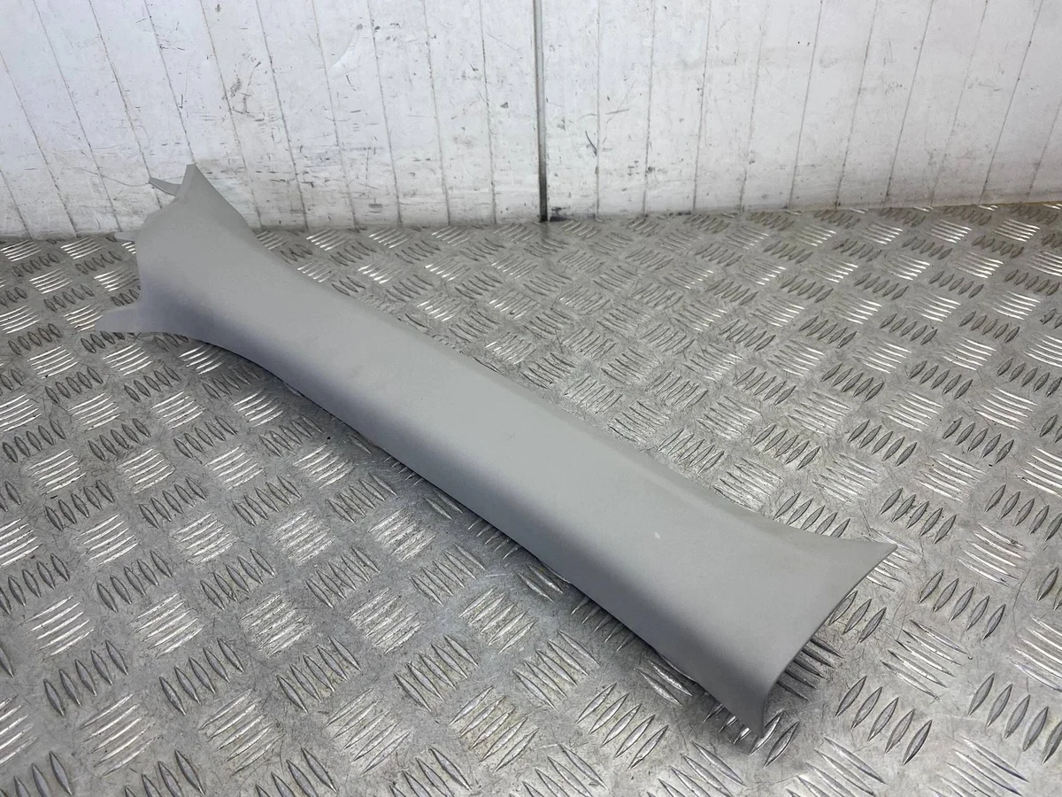 Abdeckung Säule Rechts Toyota Yaris IV Cross image 4