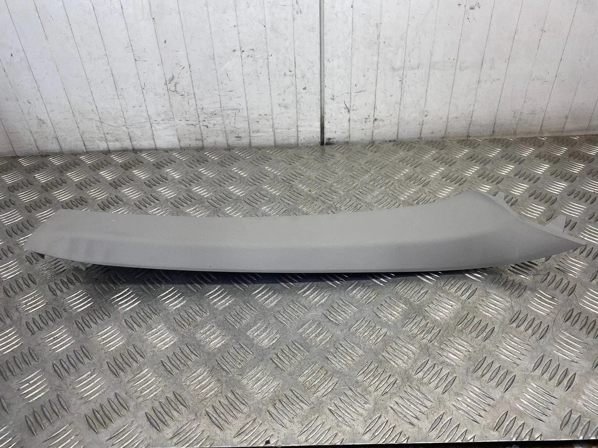 Abdeckung Säule Rechts Toyota Yaris IV Cross image 6