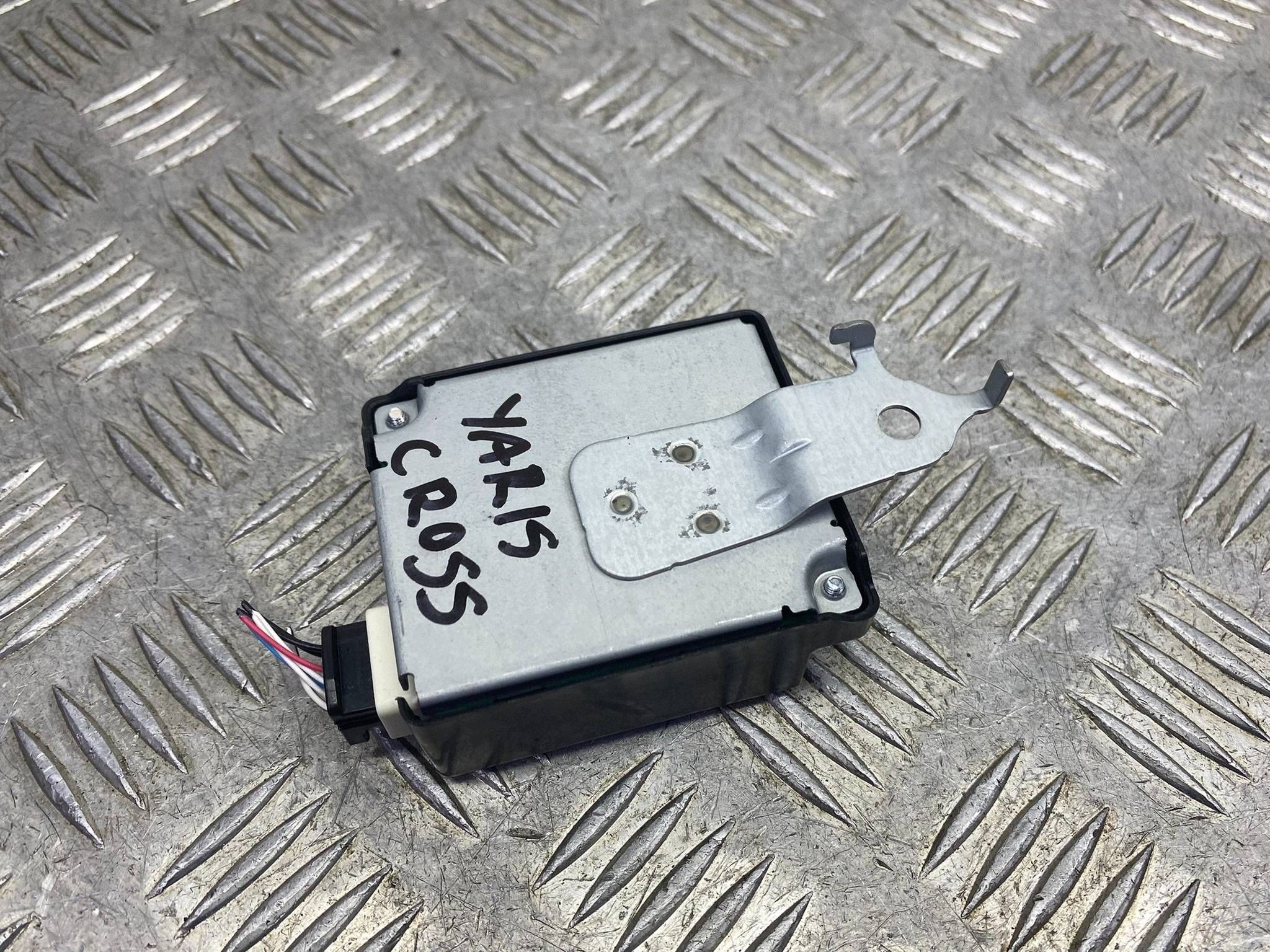 Module de porte Toyota Yaris IV Cross 897A0-0D010 image 9