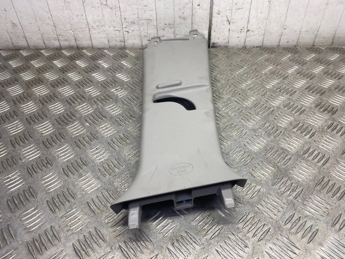 Verkleidung Säule Rechts Toyota Yaris IV Cross image 5