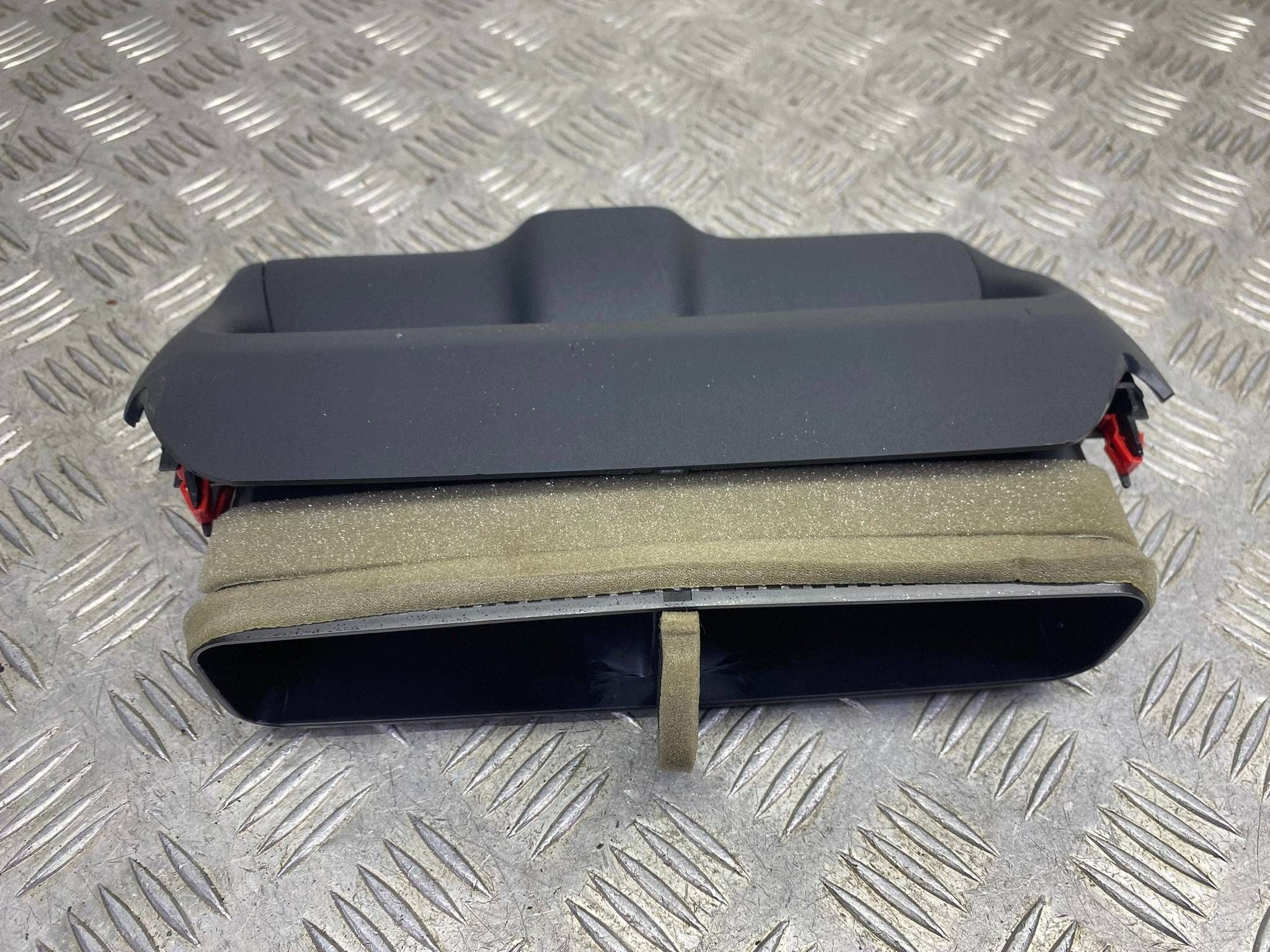 Ventilatierooster Middenconsole Toyota Yaris IV Cross image 6