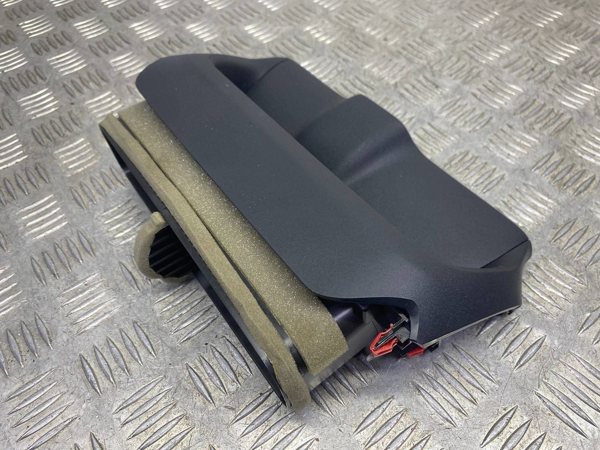 Ventilatierooster Middenconsole Toyota Yaris IV Cross image 7