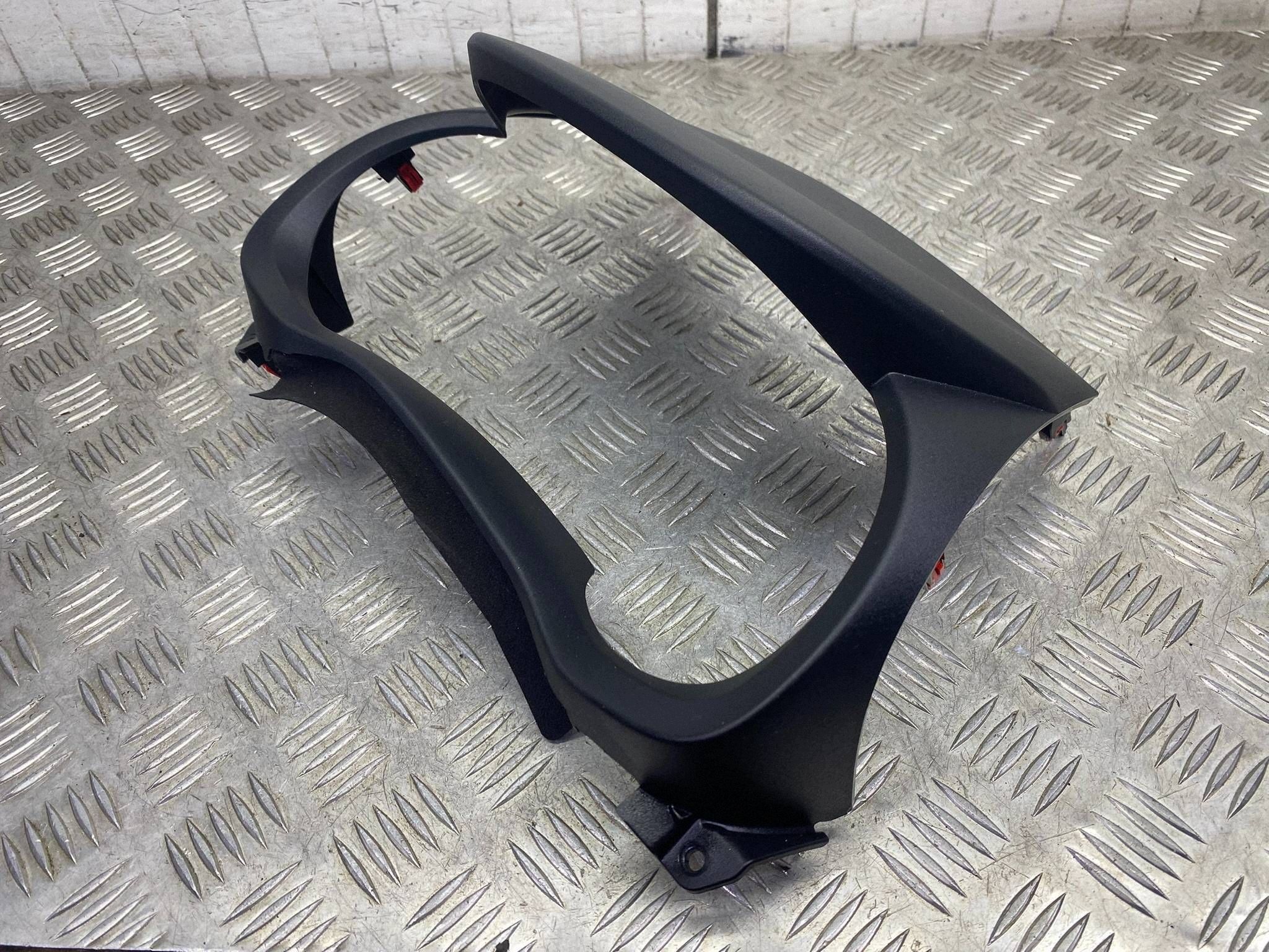 Mittariston kehys Toyota Yaris IV Cross 55411-K0040
