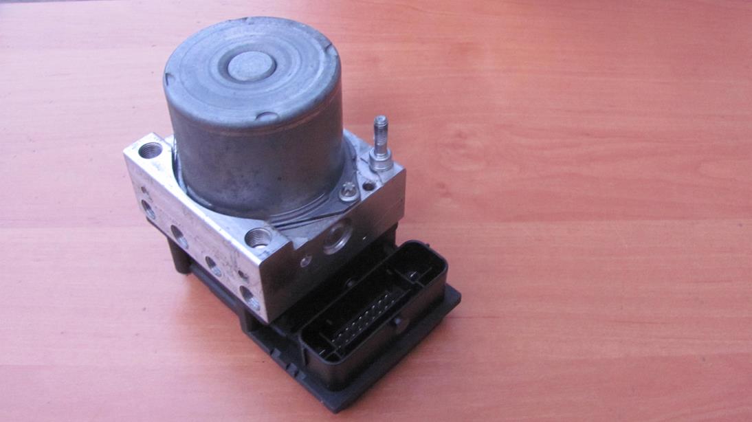 ABS Pump for Partner Berlingo image 2