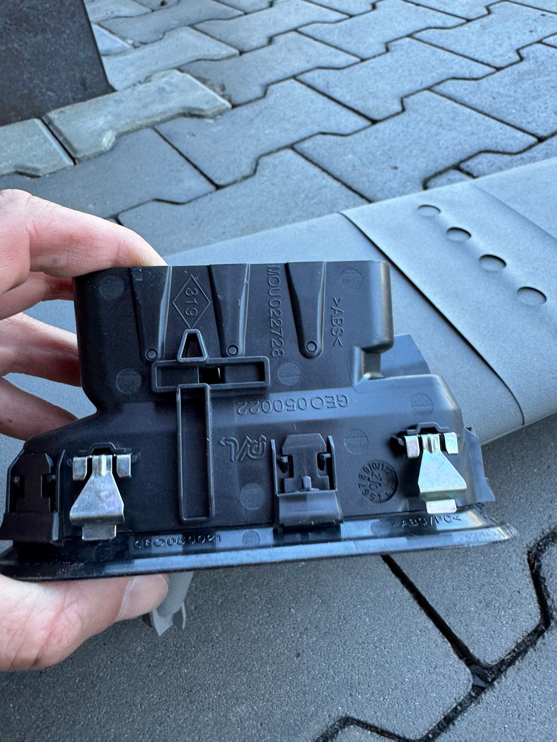 Lüftungsgitter Europa 687501519R Opel Movan image 3