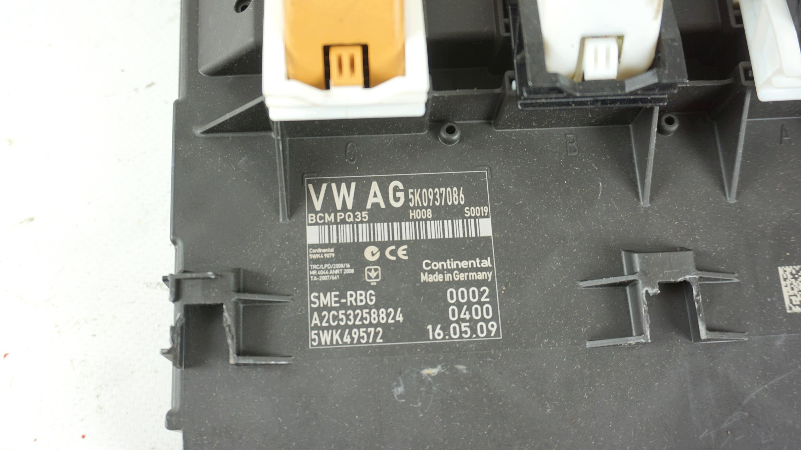 Module BCM VW Scirocco 3 III 5K0937086 image 4