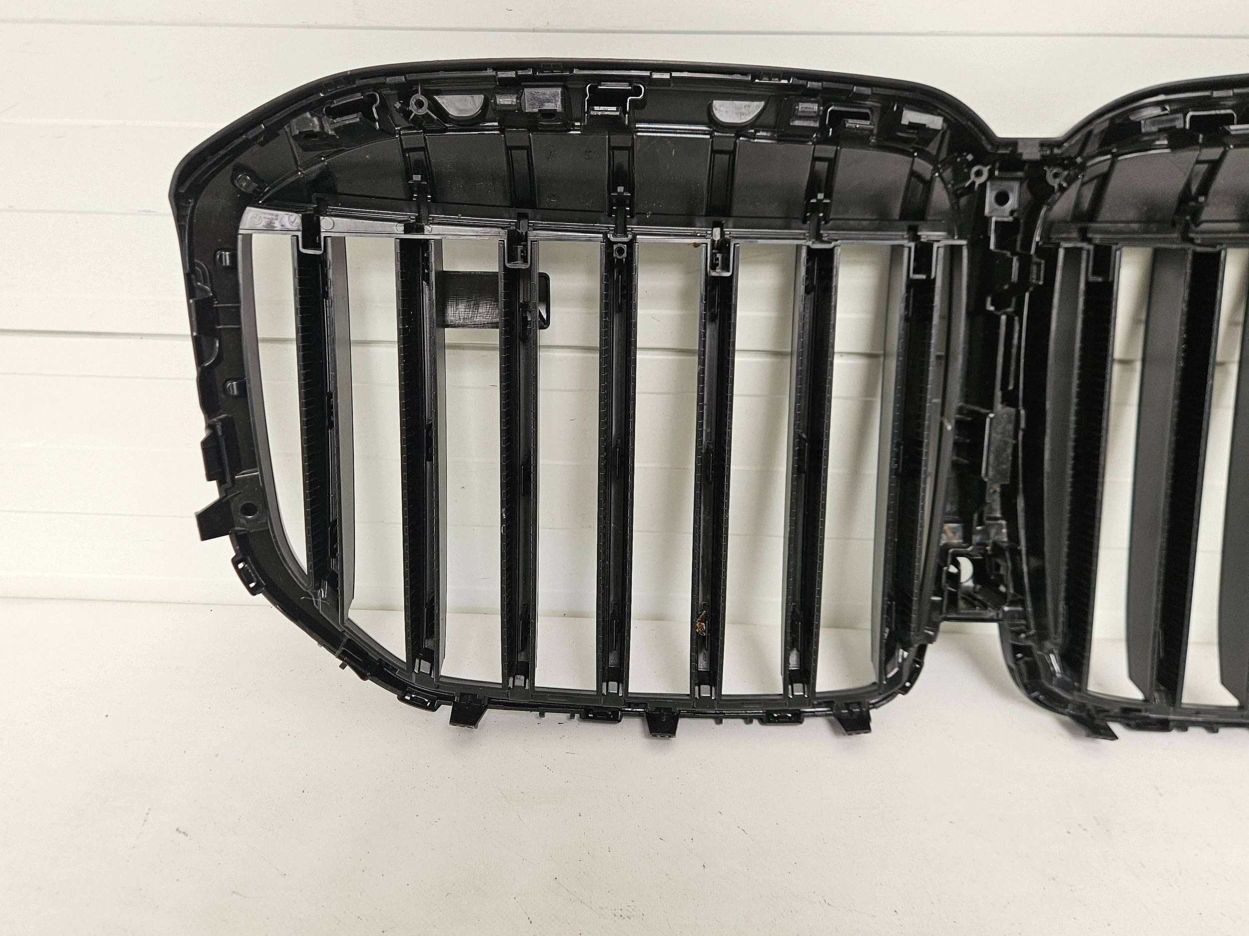 BMW X7 M-Pakiet Grill 20240049231 image 5