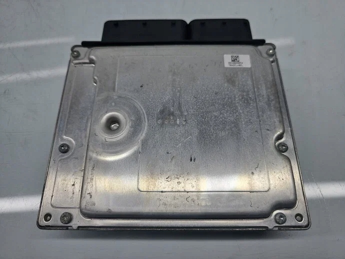ECU Engine Control Unit BMW 1 E88 2.0 N47D20 8510592-01 image 3