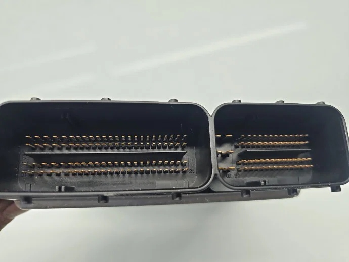 ECU Engine Control Unit BMW 1 E88 2.0 N47D20 8510592-01 image 4