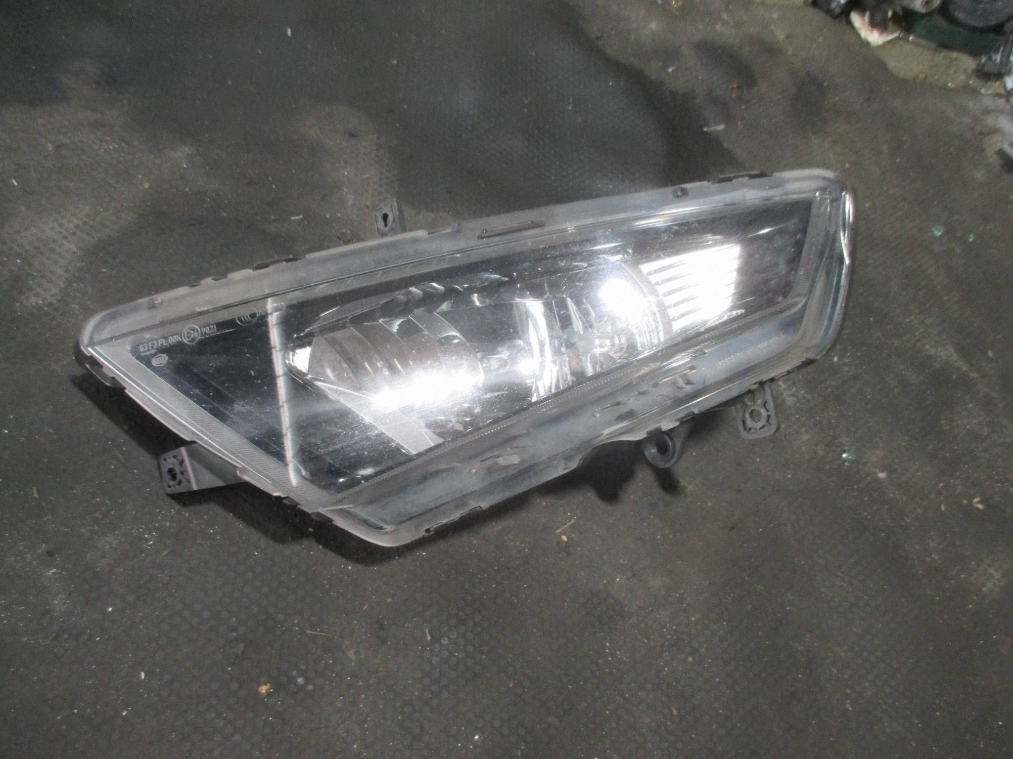 Etusumuvalo Vasen Seat Leon III (5F) AIC9886 image 2