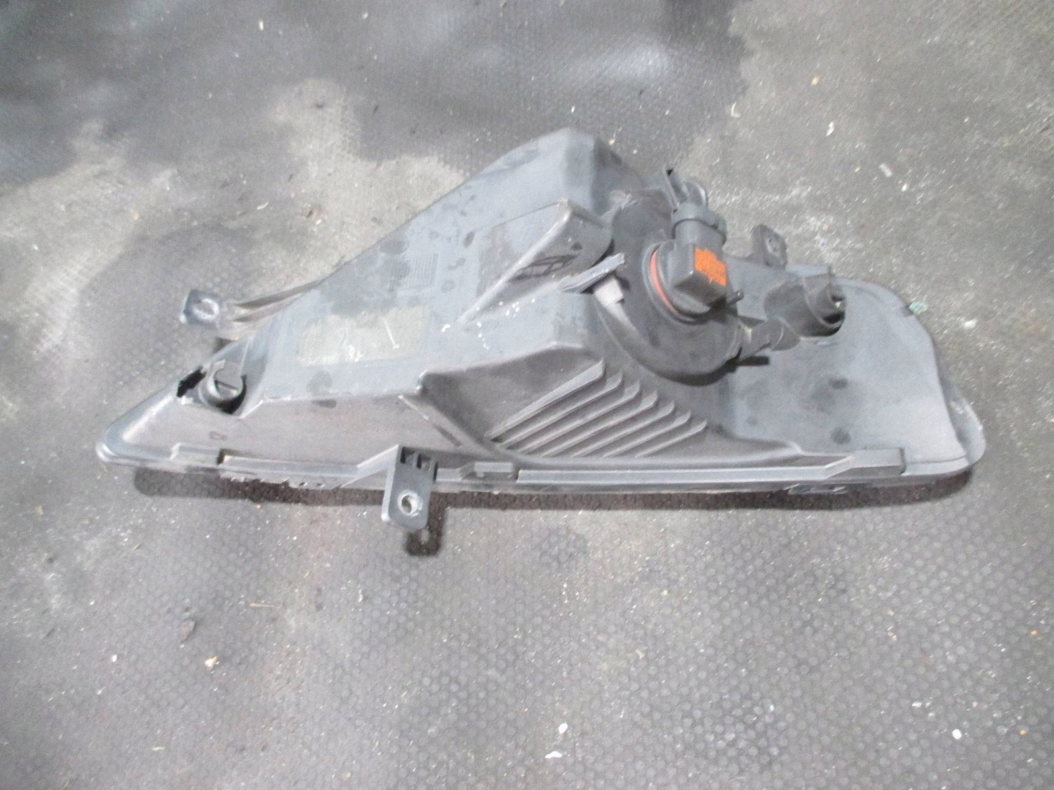Etusumuvalo Vasen Seat Leon III (5F) AIC9886 image 3