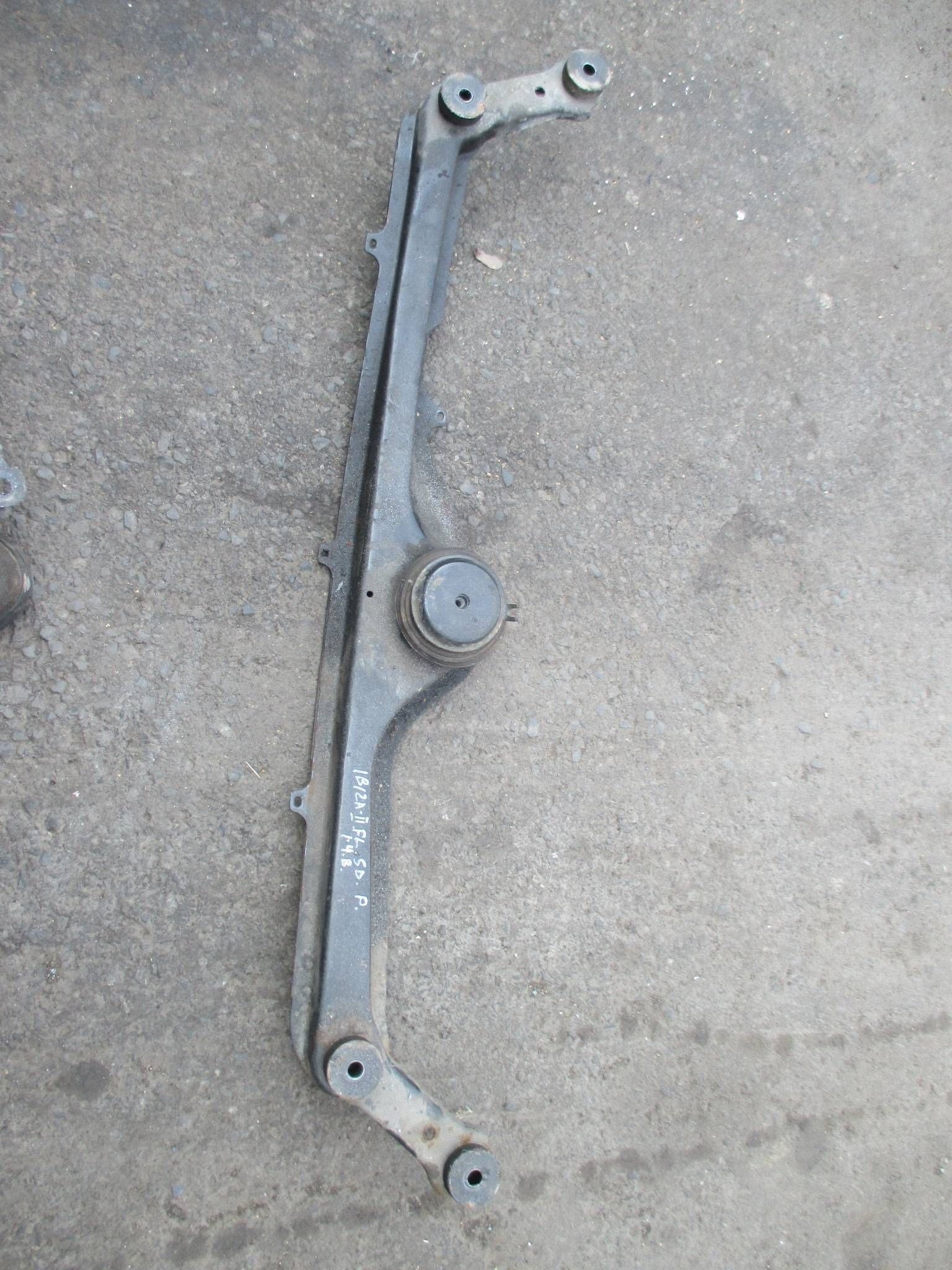 Motorlager Vorne Seat Ibiza II (6K) 1.4B FL OEM AIC9917 image 2