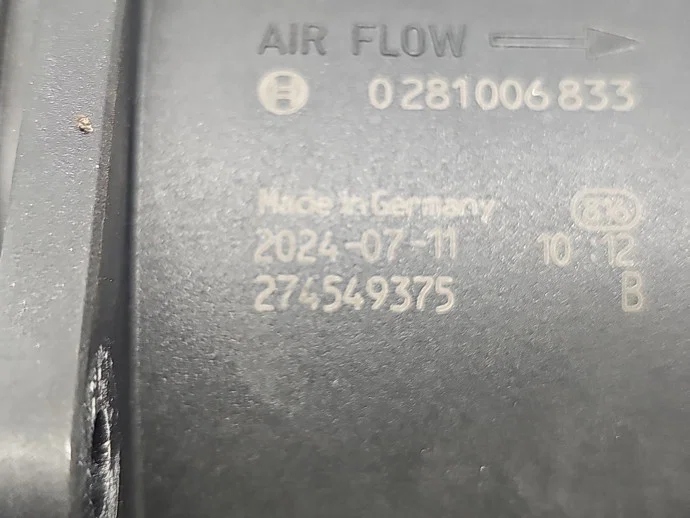 Volvo XC60 2.4 D5 Air Flow Meter 0281006833 image 5