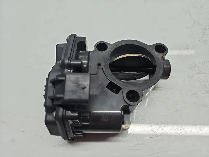Boîtier papillon 8512452-03 BMW F20 F21 2.0 D