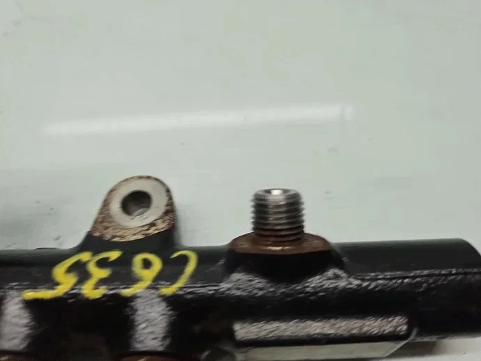 Rampe d'injection Mercedes Citan Mixto (415) image 4