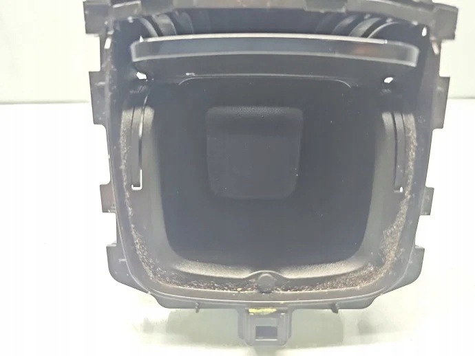 Opel Insignia B schowek OEM 312896361 image 5
