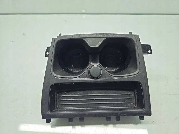BMW F20 F21 F22 F23 Getränkehalter 9207321