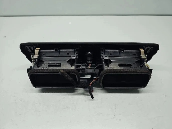 Grille de ventilation BMW 1 (F20) 9317944-04 image 3
