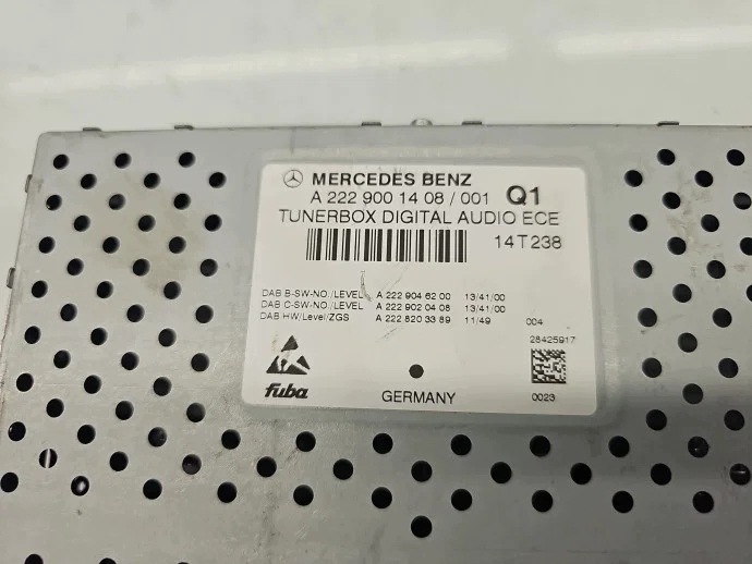Multimediayksikkö Mercedes C (W205) A2229001408 image 5