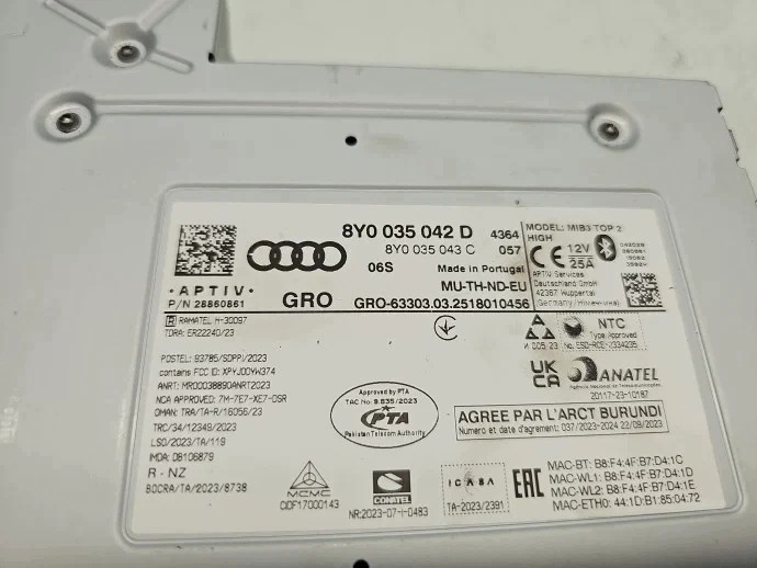 Audi A3 8Y Multimedia Unit 8Y0035042D image 5