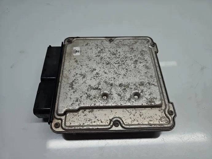 ECU Motorstyrenhet VW Tiguan 03L906022HA image 3