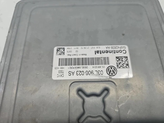 ECU Engine Control Unit VW Touran 2010-2015 03L906023AS image 4