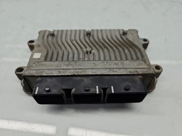 ECU Motor Peugeot 207 Sedan 1.4 9664127180 Usado image 2