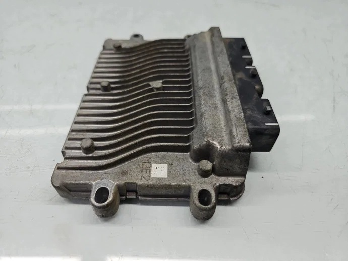 ECU Motor Peugeot 207 Sedan 1.4 9664127180 Usado image 3