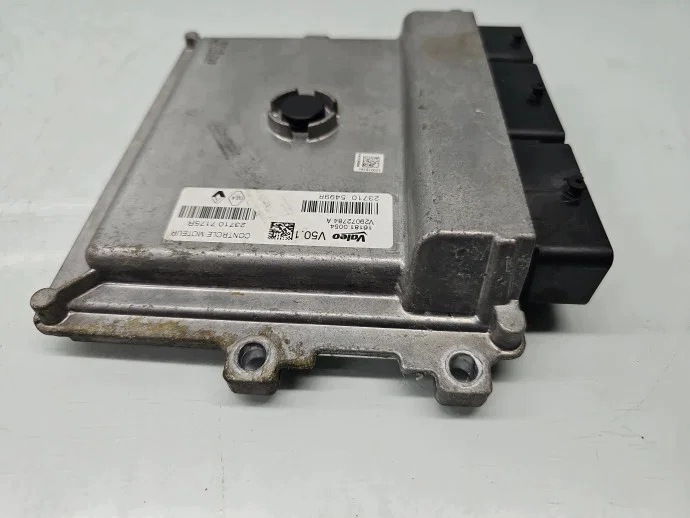 ECU Engine Control Unit Renault Captur 237105499R Used image 3